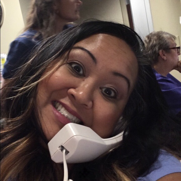 Meet your Posher, Deborah - Picture 3 of 15